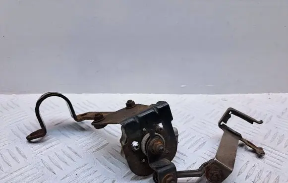 Toyota Avensis T250 Headlight/headlamp level sensor 8940520020