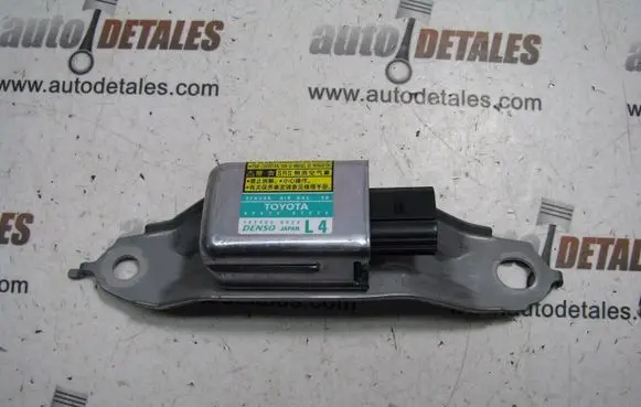 Toyota Prius (XW20) Airbag deployment crash/impact sensor 8983447020