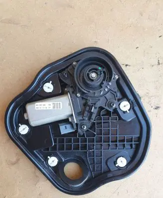 Audi A7 S7 4G Front door soft close latching motor 4G8837004