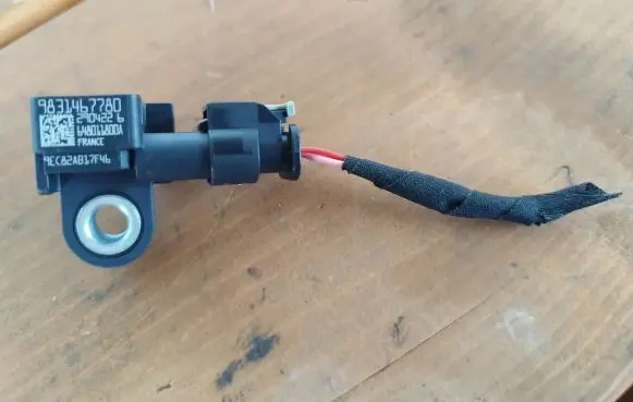 Citroen C4 III e-C4 Airbag deployment crash/impact sensor 9831467780
