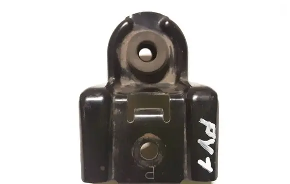 Radiator mount bracket