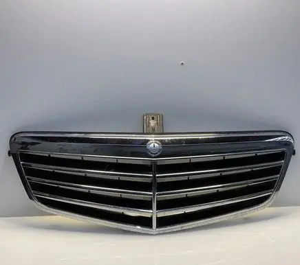 Mercedes-Benz E W212 Front bumper upper radiator grill A2128800583 2128800583
