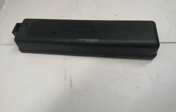 Toyota Prius (NHW20) Fuse box cover 8615XA1