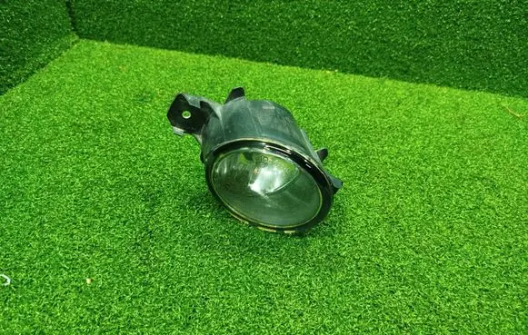 Renault Master III Front fog light 89210438