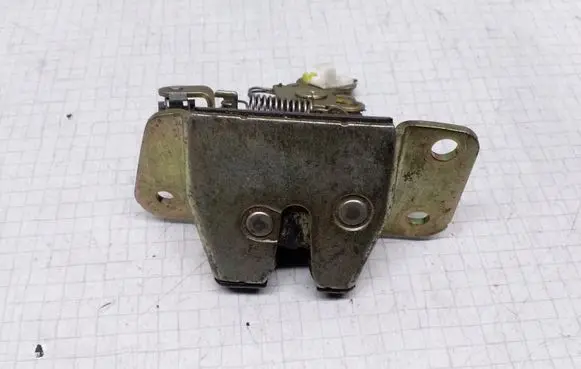 Mitsubishi Space Star Tailgate/trunk/boot lock/catch/latch