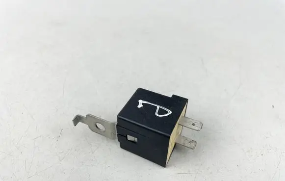 Subaru Justy Other relay 3861083E0 09207991