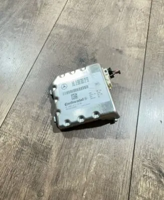 Mercedes-Benz E C207 W207 Windshield/windscreen camera A0009058000 2840096111300 A0009051800
