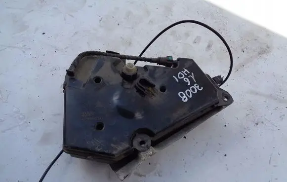 Peugeot 3008 I AdBlue liquid reservoir 