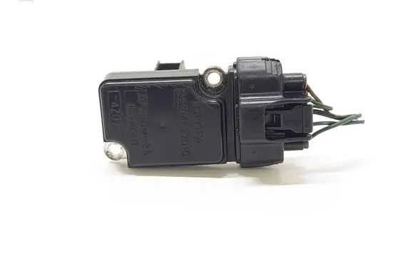 Toyota Avensis T220 Mass air flow meter 2220427010