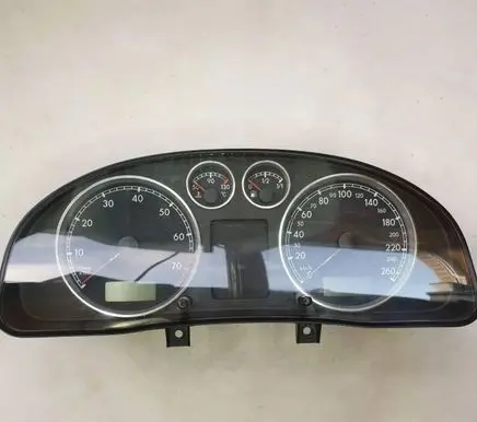 Volkswagen PASSAT B5 Speedometer (instrument cluster) 110080197 3B0920809