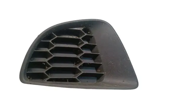 Mazda 2 Front bumper lower grill D65150C11 3006