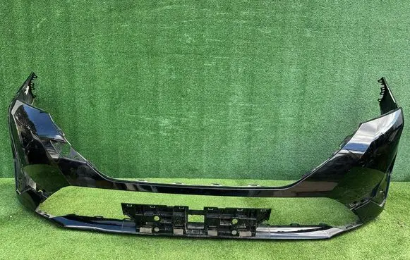 Peugeot 308 Front bumper 983807478