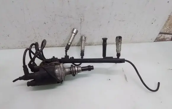 Audi 100 200 5000 C3 Spark distributor 2210099B01
