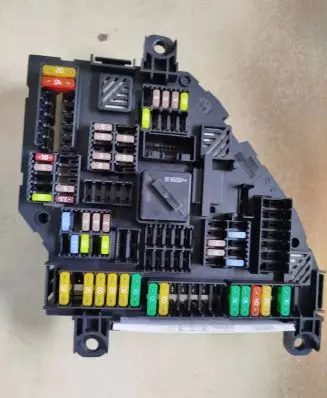 BMW X4 F26 Fuse box set 9315151