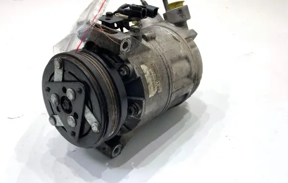Volvo XC60 Air conditioning (A/C) compressor (pump) KTT090083
