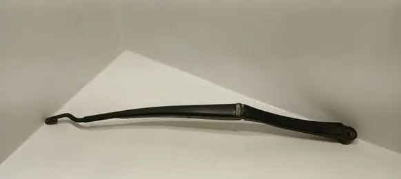 Toyota RAV 4 (XA30) Front wiper blade arm 1894