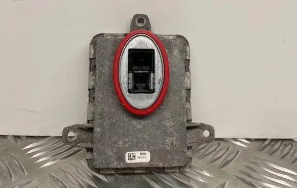BMW 3 E92 E93 Headlight ballast module Xenon 7255724