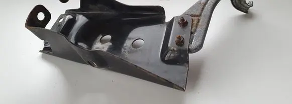 Mitsubishi Outlander Battery bracket 