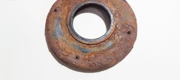 Honda CR-V Coil spring mount 