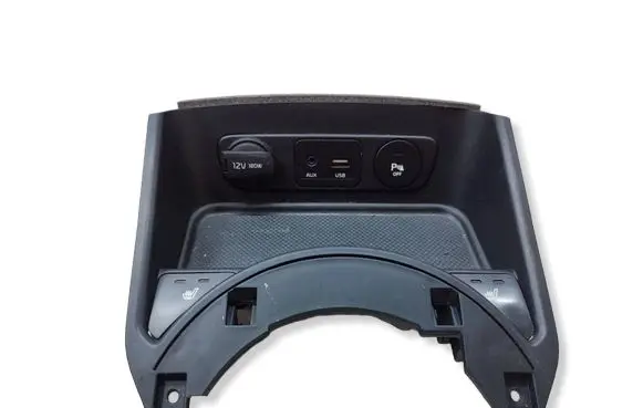 KIA Sportage Other center console (tunnel) element 846303UFB0WK