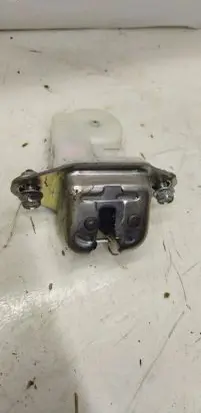 Subaru XV Tailgate/trunk/boot lock/catch/latch
