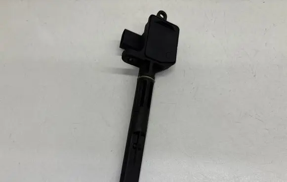 Volkswagen Polo Oil level sensor 045907660D
