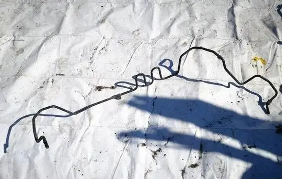 Mercedes-Benz C W203 Power steering hose/pipe/line 