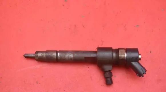 Alfa Romeo 159 Fuel injector 0445110244