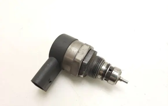 Honda HR-V Fuel pressure regulator 0281002481 13346677