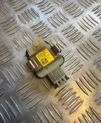 Mercedes-Benz E W213 Rain sensor 1014120700