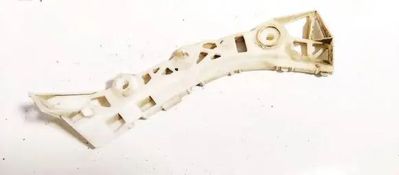 Rear bumper mounting bracket