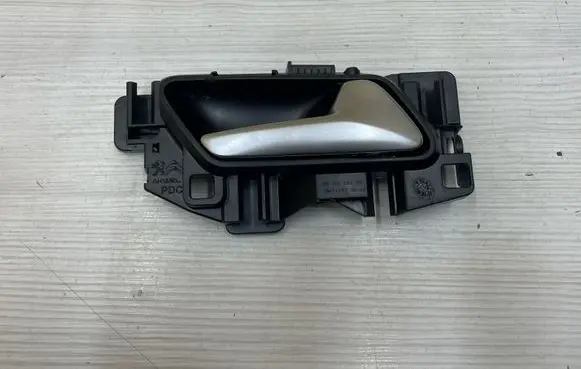Peugeot 2008 II Rear door interior handle 98201552