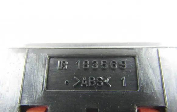 Mitsubishi Pajero Electric window control switch 183569