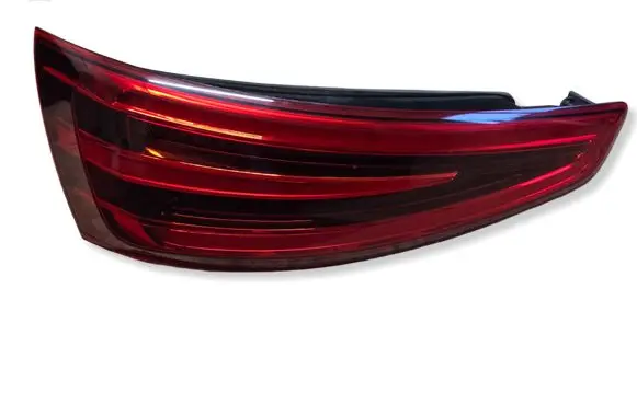 Audi Q3 8U Rear/tail lights 8U0945093A AU316T2 21290101