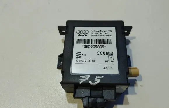 Audi A4 S4 B7 8E 8H Auxiliary heating control unit/module 8E0909509