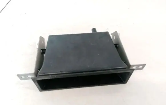 Nissan X-Trail T30 Glove box 6847535F00 6847501U10