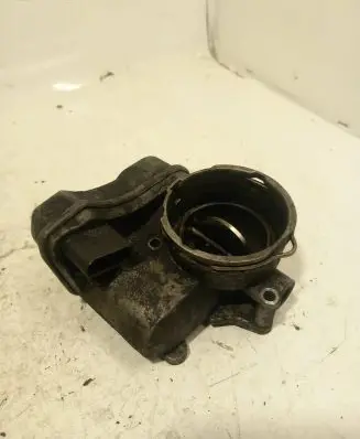 Volkswagen PASSAT B6 Throttle valve 03G128063B
