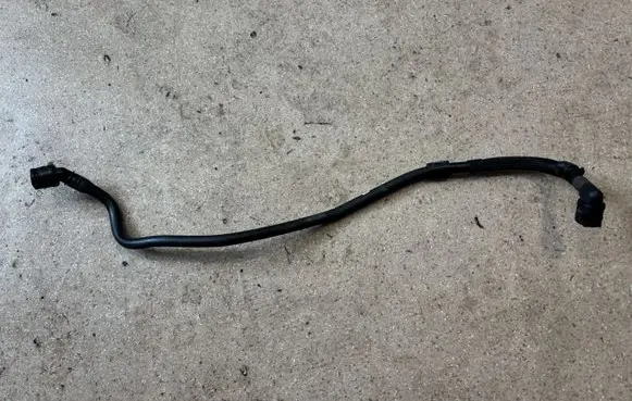 BMW 3 G20 G21 Engine coolant pipe/hose 8588859