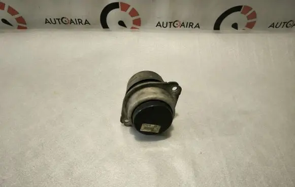 Porsche Cayenne (92A) Engine mount bracket 7L5199131A