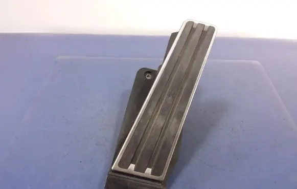 Porsche Panamera (970) Accelerator throttle pedal 97042302100