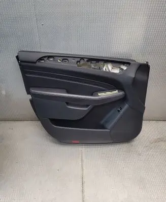 Mercedes-Benz ML W166 Front door card panel trim A1667300422