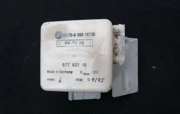 BMW 7 E38 Other control units/modules 57762110 65.75-8368167