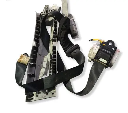 Mazda 5 Front seatbelt T89335T