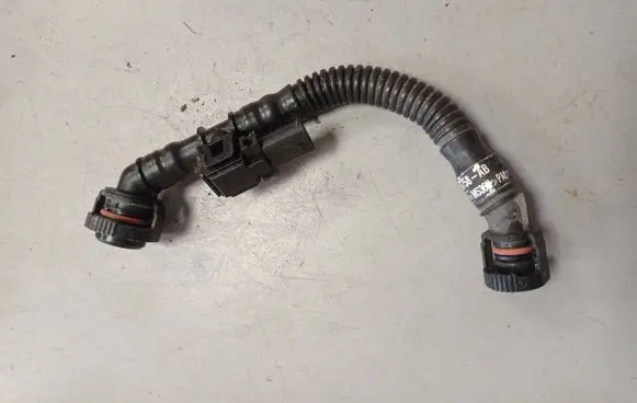 Ford Edge II Breather hose/pipe EJ7E6758AB EJ7E6758