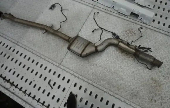 Mercedes-Benz C W205 Muffler/silencer 