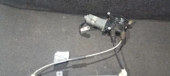Honda Civic Sliding door window regulator with motor