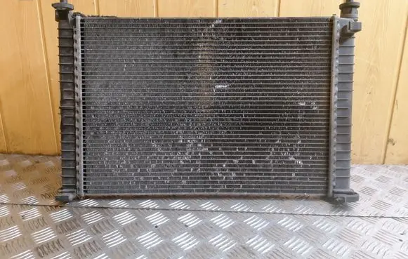 Coolant radiator
