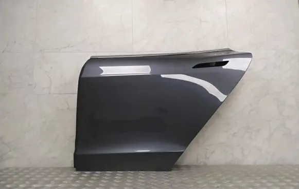 Tesla Model S Rear door