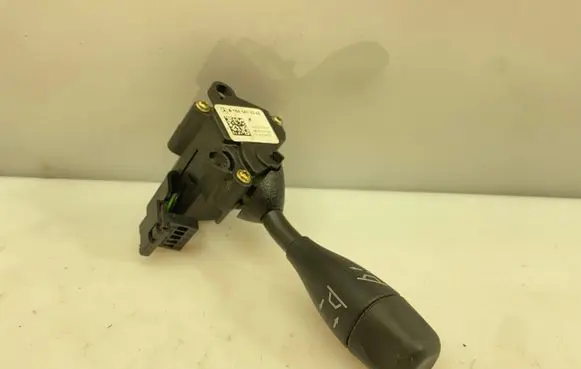 Mercedes-Benz E W211 Steering wheel adjustment handle/lever A1645403245