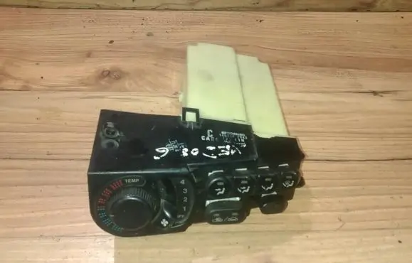 Mazda Xedos 6 Climate control unit 1464302943 146430-2943
